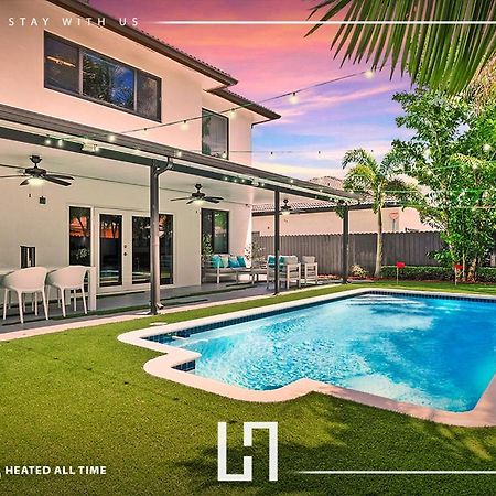 Luxury Beach Oasis - Heated Pool, Game Extravaganza L44 Miami Exteriör bild
