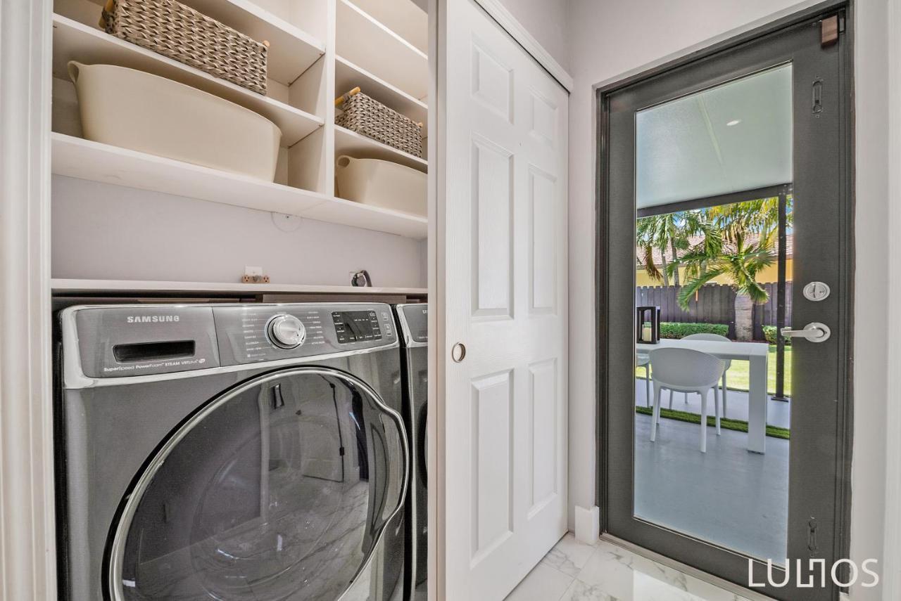 Luxury Beach Oasis - Heated Pool, Game Extravaganza L44 Miami Exteriör bild